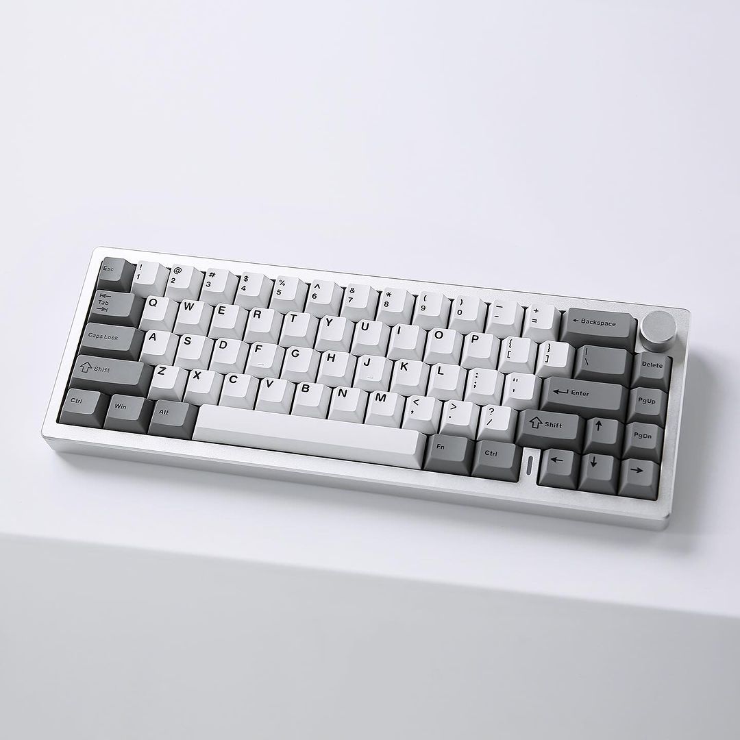 Yunzii AL68 QMK/VIA Aluminum Mechanical Keyboard - CLS Tech