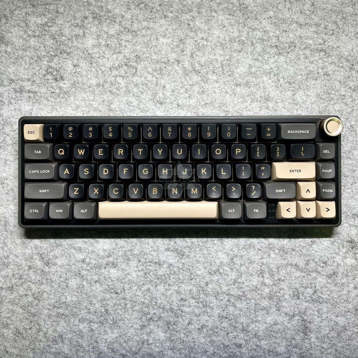 Royal Kludge RK R65 Mechanical Keyboard - CLS Tech | Royal Kludge