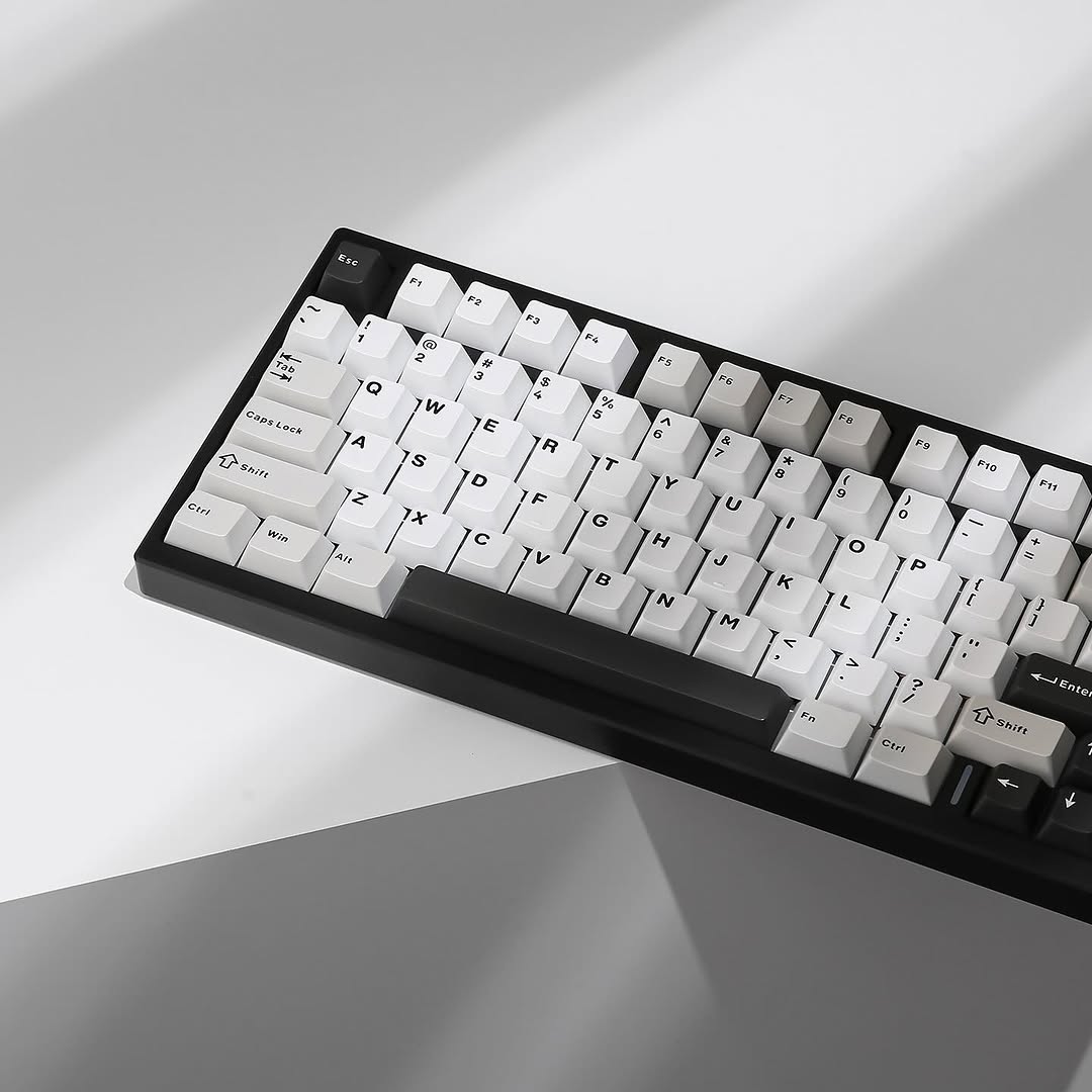 [PRE - ORDER] YUNZII AL80 QMK/VIA Aluminum Mechanical Keyboard - with Display - CLS Tech