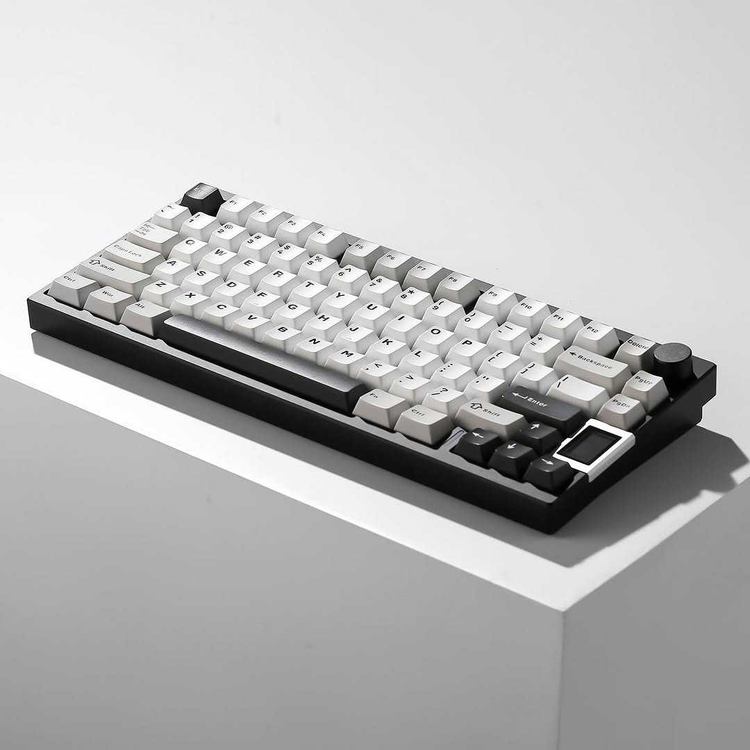 [PRE - ORDER] YUNZII AL80 QMK/VIA Aluminum Mechanical Keyboard - with Display - CLS Tech