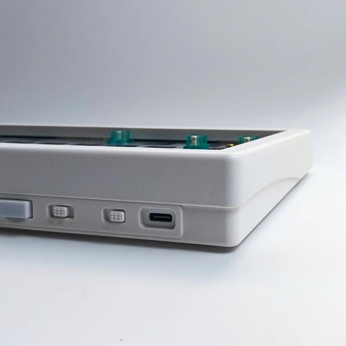 [PRE-ORDER] GMK67 Mechanical Keyboard Kit - CLS Tech | ZUOYA