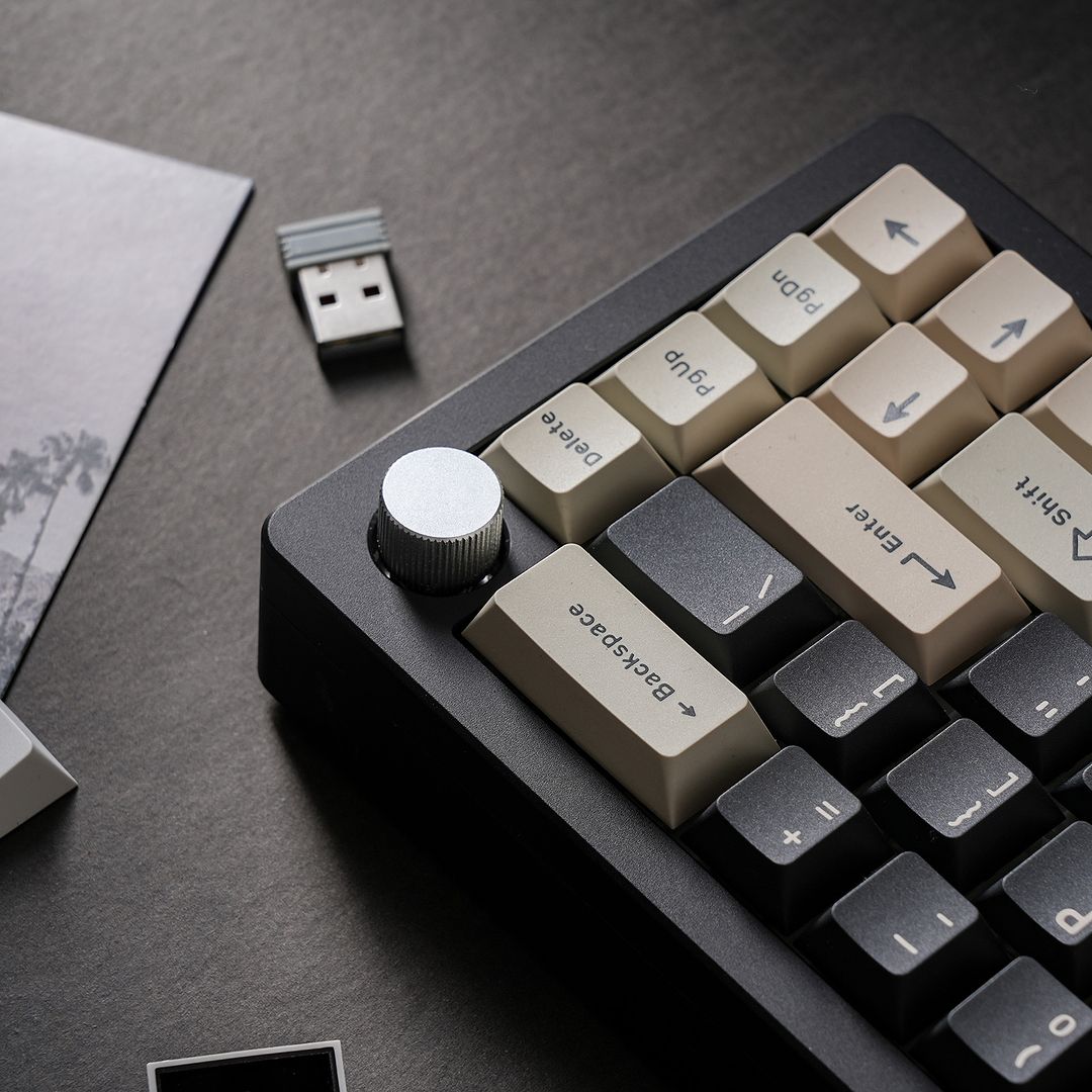 [Pre-Order] YUNZII AL66 Aluminum Wireless Keyboard - CLS Tech | YUNZII