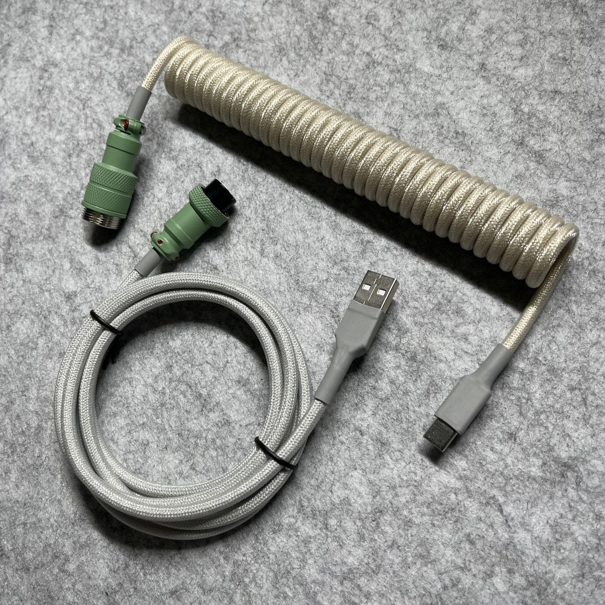 Retro Green Custom Mechanical Coiled Cable GX16 - CLS Tech | CLS Tech