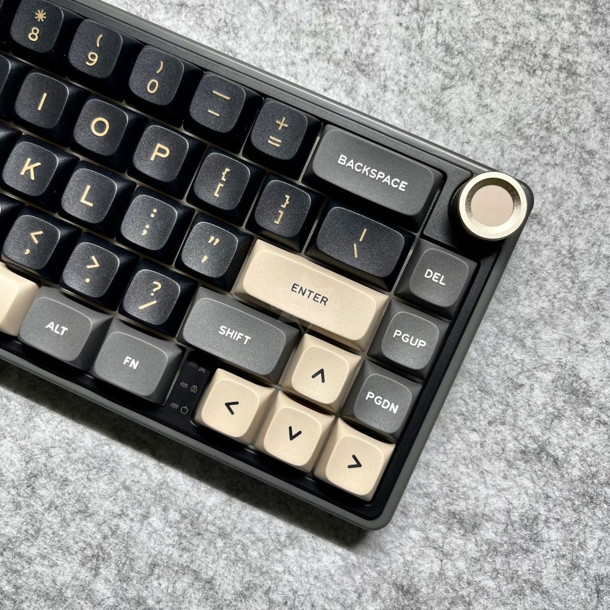 Royal Kludge RK R65 Mechanical Keyboard - CLS Tech | Royal Kludge