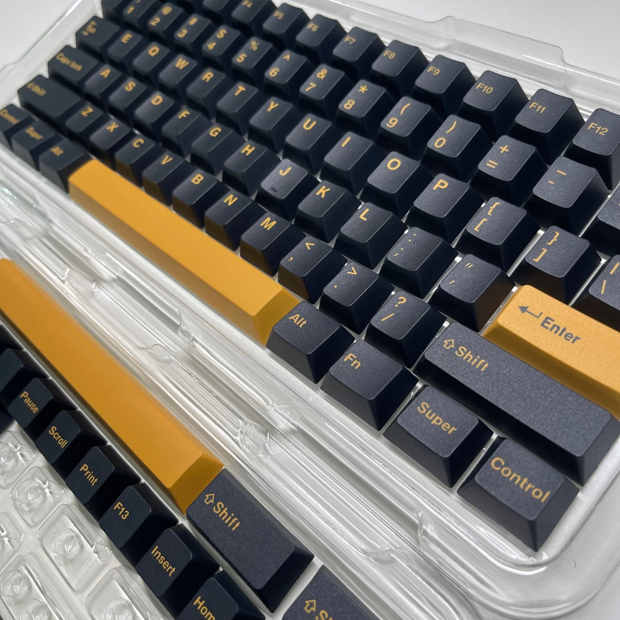 Shadow CLS PBT 135 Keycaps Cherry Profile - CLS Tech | CLS Tech